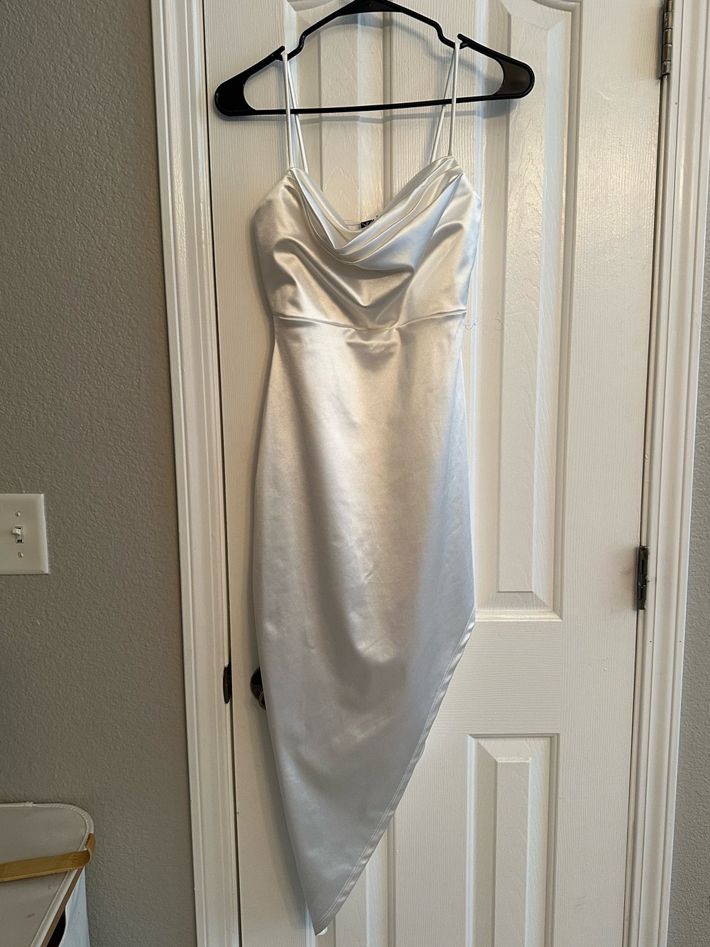 White midi dress